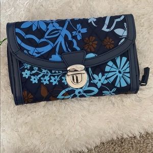 🐳2/$20 VERA BRADLEY ultimate wristlet Java floral